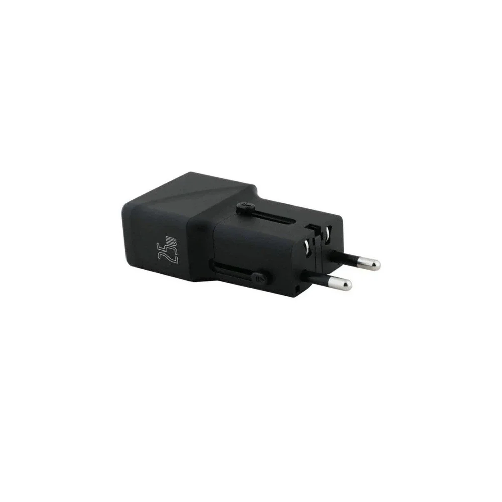 TUMI 25W Universal Smart Power Adapter with 1 USB Port & 1 Type-C Port (AB)